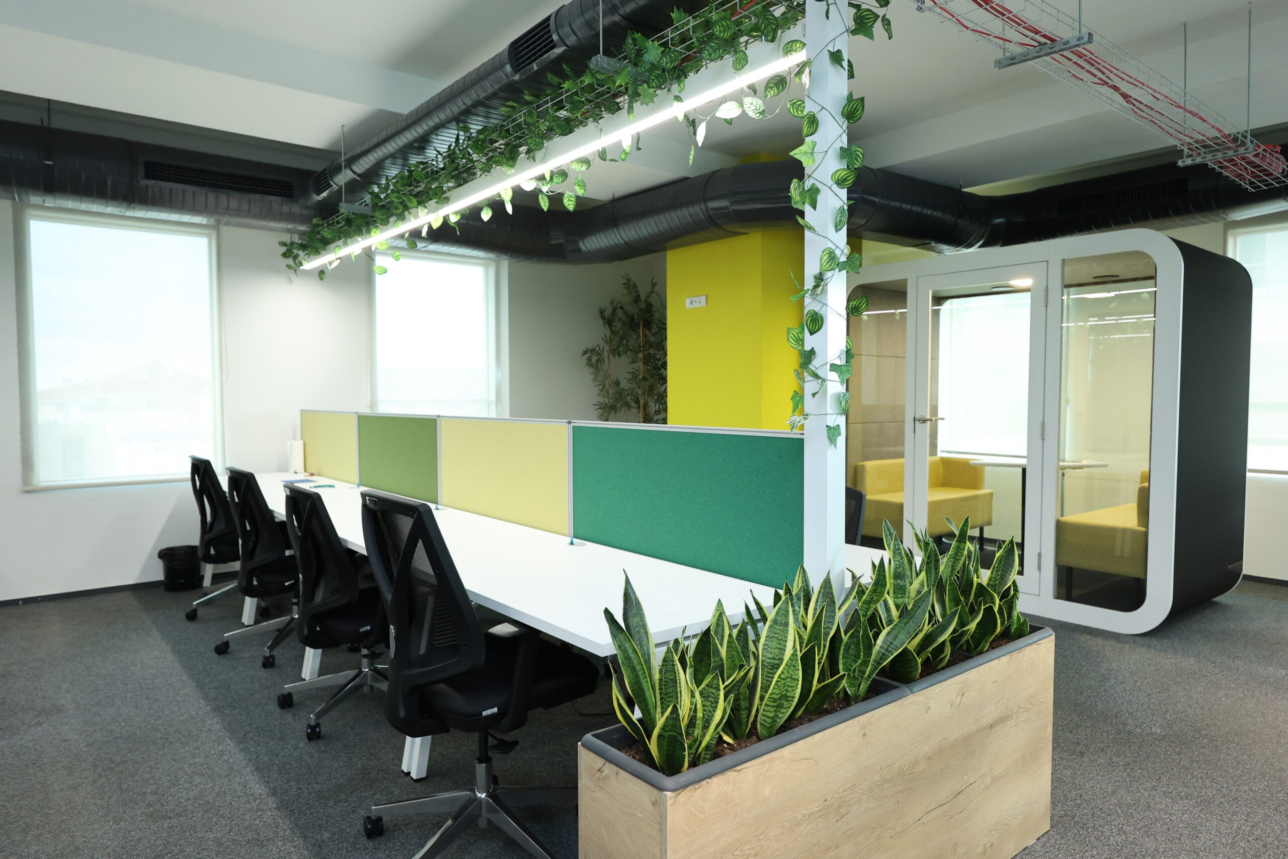 FOUNDEVER – ÇAĞRI MERKEZİ VE OFİS TASARIMI